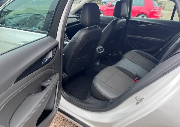 Opel Insignia cena 51000 przebieg: 169778, rok produkcji 2018 z Kobyłka małe 191